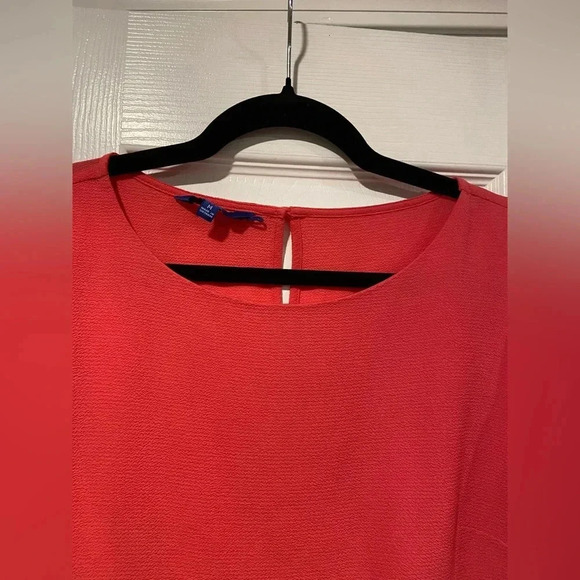 Apt 9 Pink Asymmetrical Tiered Top 3/4 Flare Sleeve Button Keyhole Back Size M - Picture 4 of 11